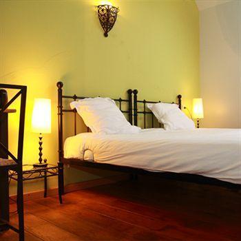 At Hotel Waver