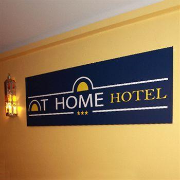 Hotel At 3*